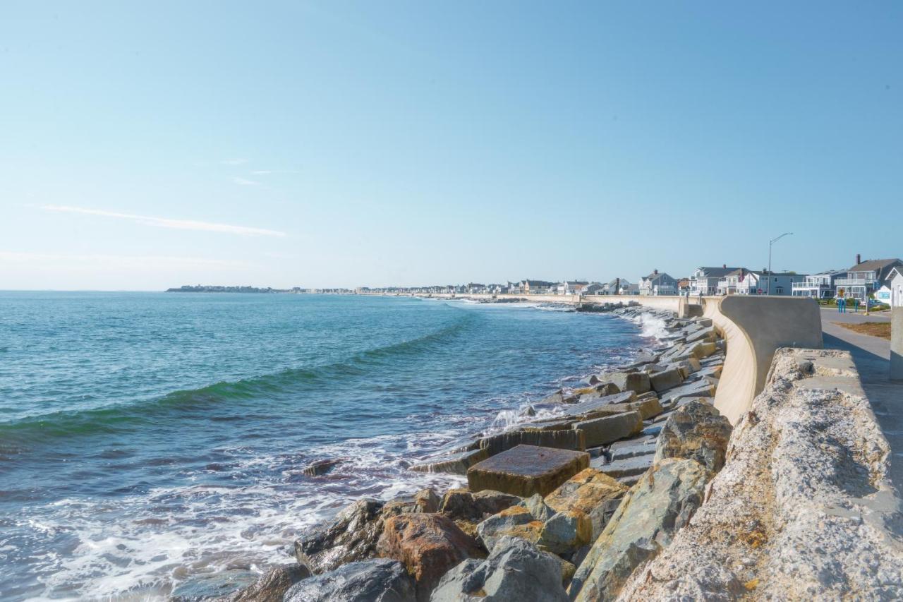 935 Ocean, A Beachside Inn ハンプトン エクステリア 写真