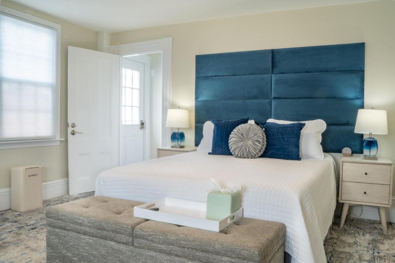 935 Ocean, A Beachside Inn ハンプトン エクステリア 写真