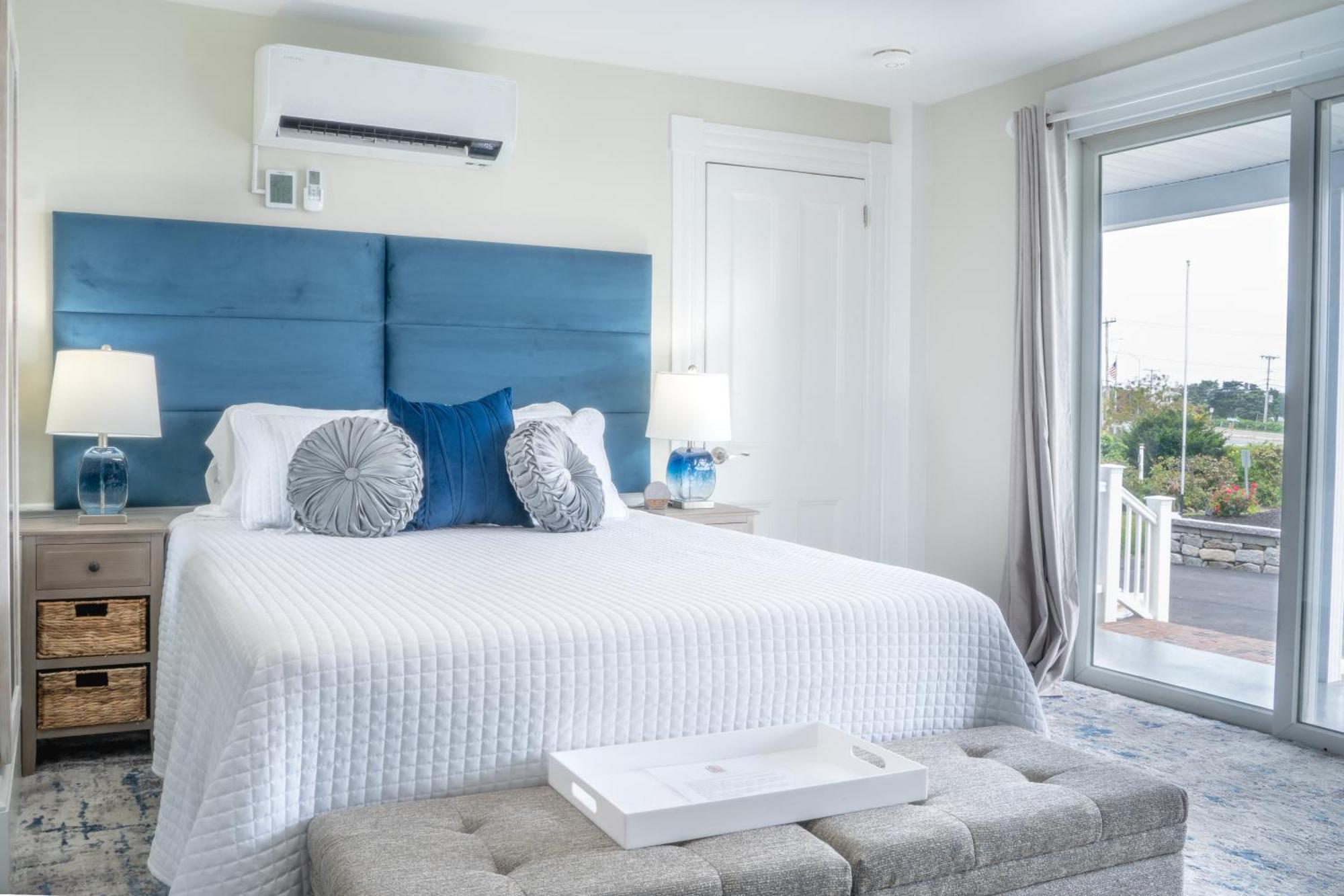 935 Ocean, A Beachside Inn ハンプトン エクステリア 写真